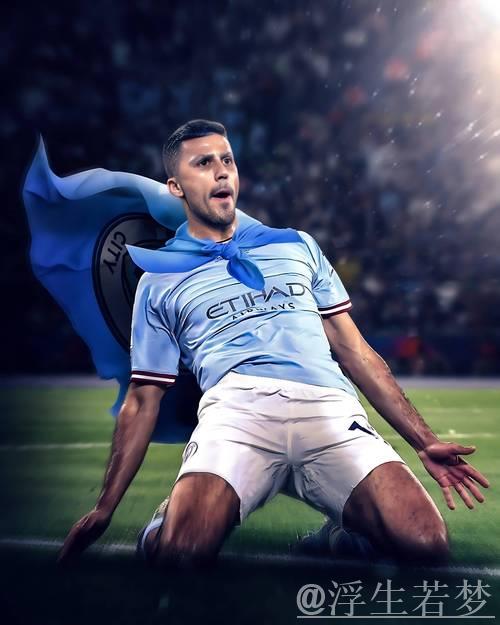 曼城通报：罗德里回归训练场，完成个人独立训练。