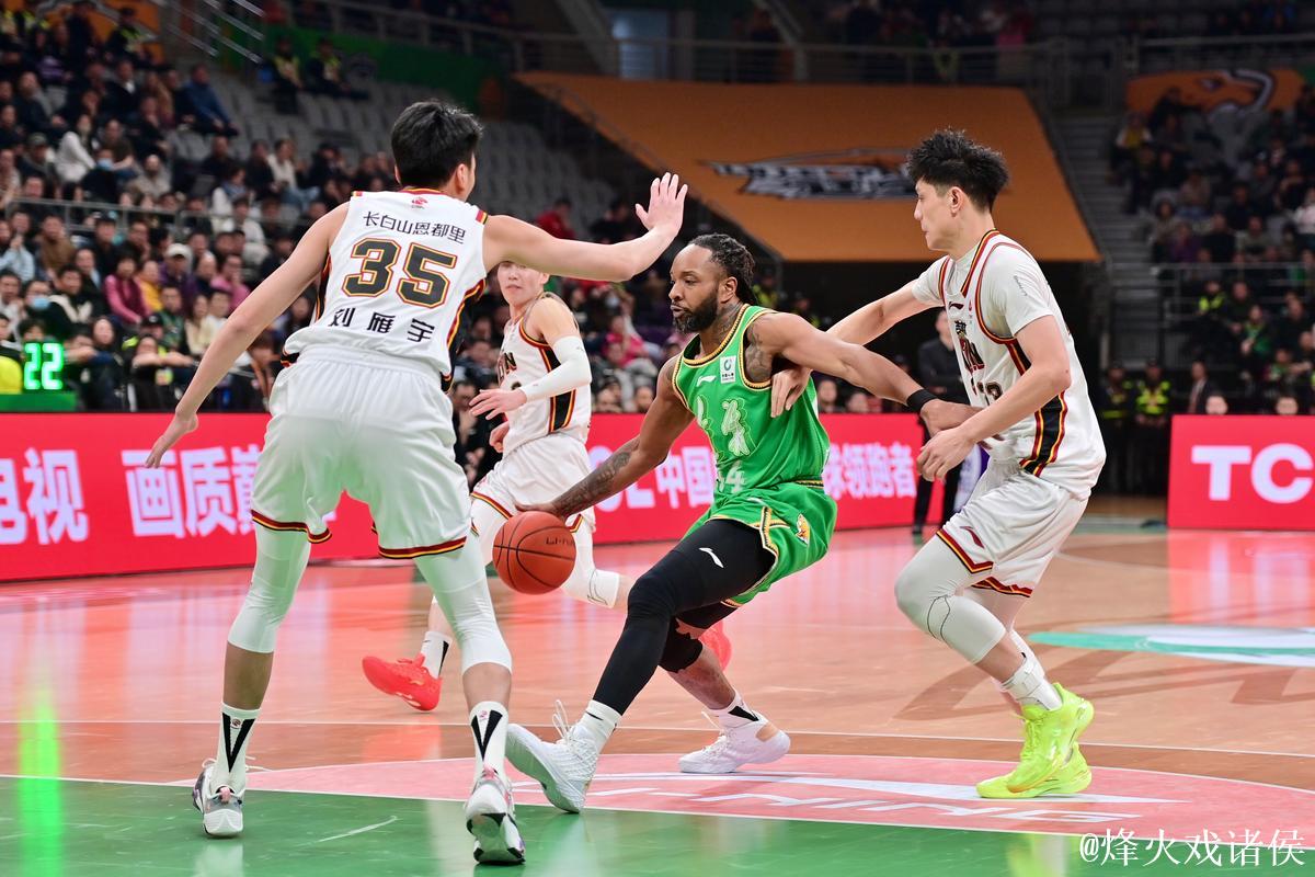 CBA-主场战胜长白山恩都里 辽宁本钢结束连败